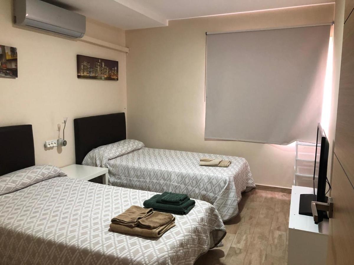 Apartamentos Albeniz Algeciras Buitenkant foto